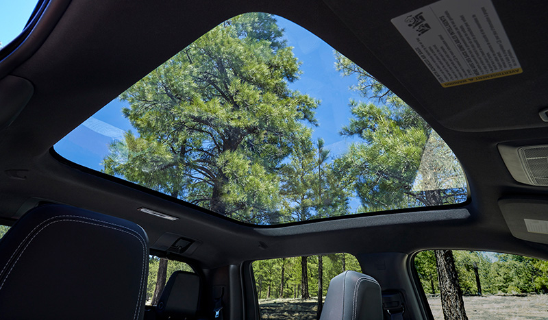 2025 Chevrolet Silverado EV Interior