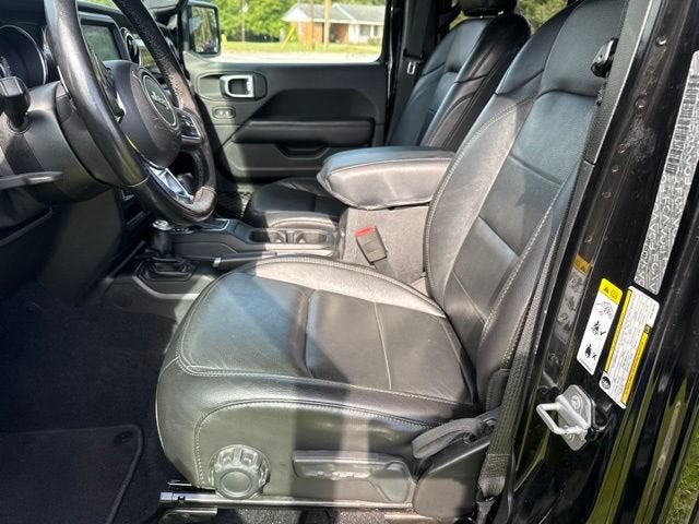 2019 Jeep Wrangler Unlimited Sahara Altitude 4x4