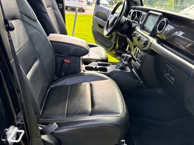 2019 Jeep Wrangler Unlimited Sahara Altitude 4x4
