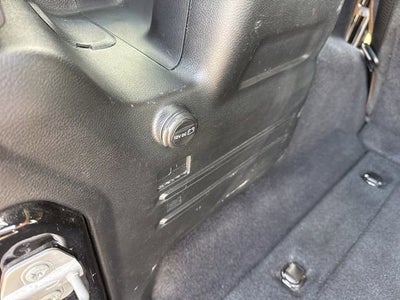 2023 Jeep Wrangler 4-Door Sahara 4x4