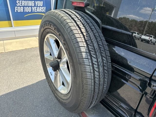 2023 Jeep Wrangler 4-Door Sahara 4x4