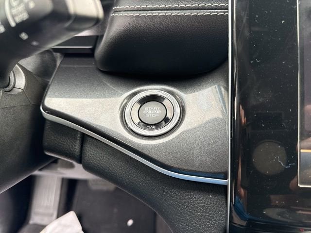 2021 Jeep Grand Cherokee L Laredo 4x2