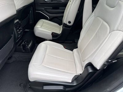 2021 Jeep Grand Cherokee L Laredo 4x2