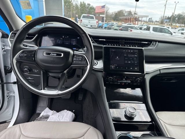 2021 Jeep Grand Cherokee L Laredo 4x2