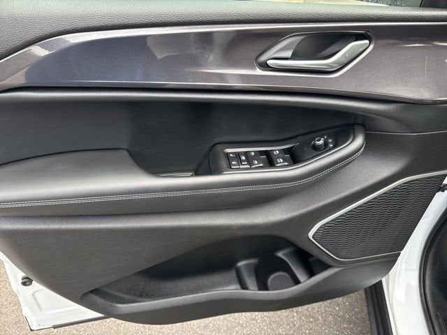 2021 Jeep Grand Cherokee L Laredo 4x2