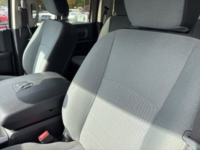 2023 RAM 1500 Classic SLT Crew Cab 4x2 5'7" Box