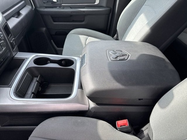 2023 RAM 1500 Classic SLT Crew Cab 4x2 5'7" Box