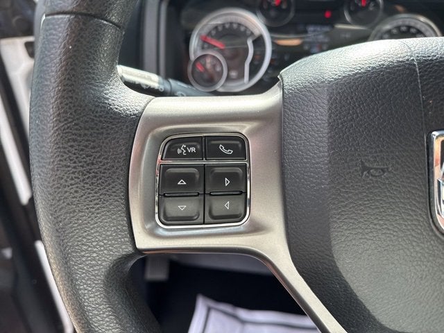 2023 RAM 1500 Classic SLT Crew Cab 4x2 5'7" Box