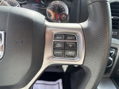 2023 RAM 1500 Classic SLT Crew Cab 4x2 5'7" Box