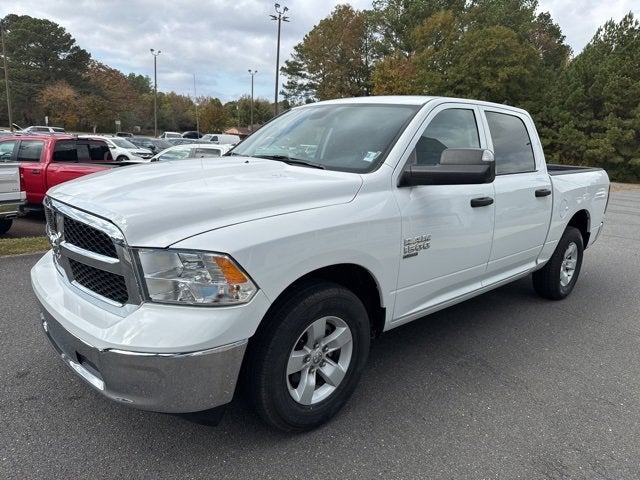 2023 RAM 1500 Classic SLT Crew Cab 4x2 5'7" Box