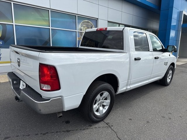 2023 RAM 1500 Classic SLT Crew Cab 4x2 5'7" Box