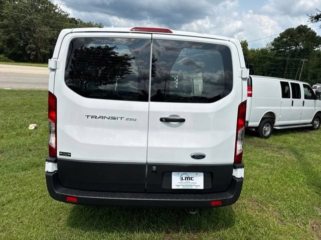 2025 Ford Transit Cargo Van Base