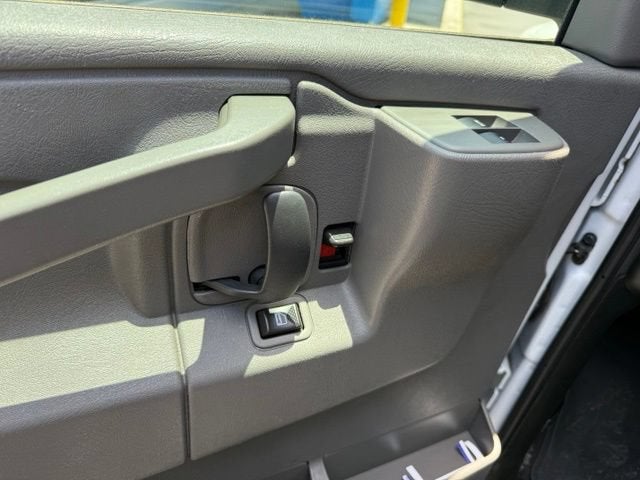 2019 Chevrolet Express Passenger 3500 LT