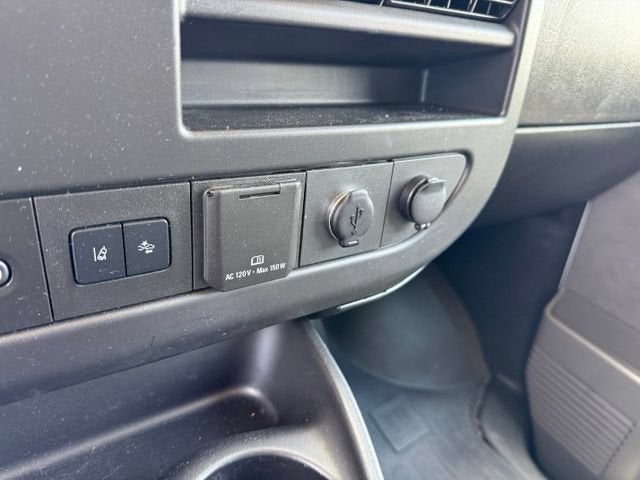 2019 Chevrolet Express Passenger 3500 LT