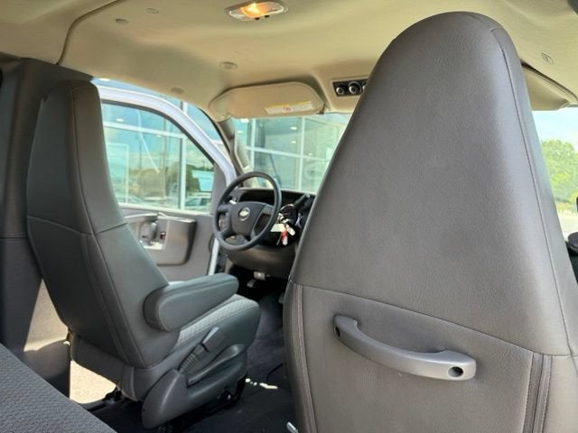 2019 Chevrolet Express Passenger 3500 LT