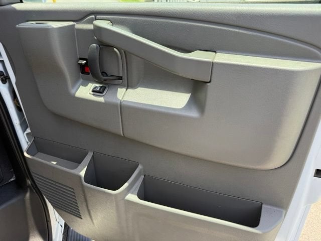 2019 Chevrolet Express Passenger 3500 LT