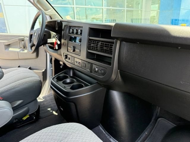 2019 Chevrolet Express Passenger 3500 LT
