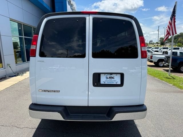 2019 Chevrolet Express Passenger 3500 LT