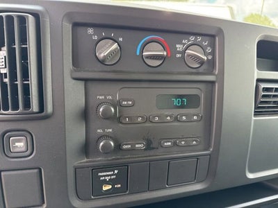 2005 Chevrolet Express Cutaway 3500 C6Y