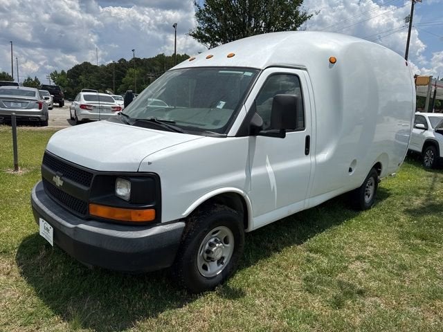 2005 Chevrolet Express Cutaway 3500 C6Y