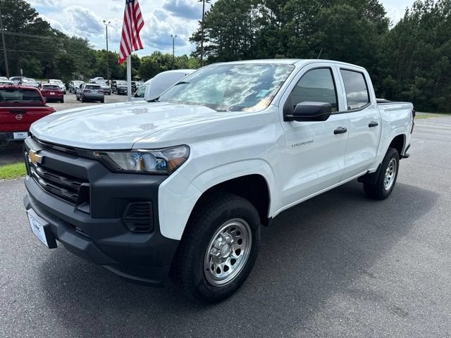 2024 Chevrolet Colorado WT