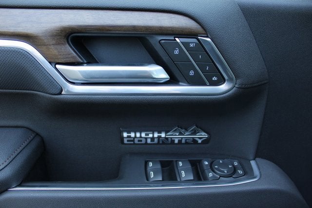 2025 Chevrolet Silverado 1500 High Country