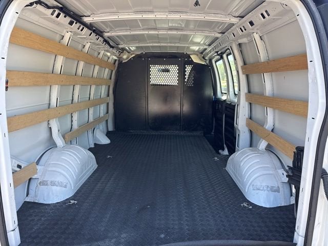 2024 Chevrolet Express Cargo 2500 WT