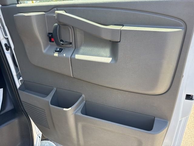 2024 Chevrolet Express Cargo 2500 WT