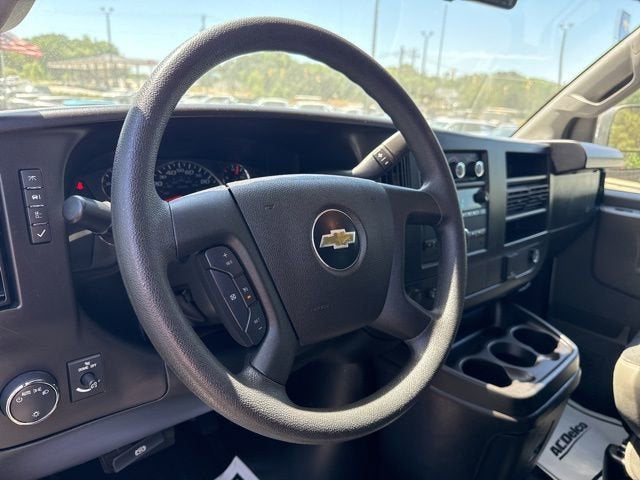 2024 Chevrolet Express Cargo 2500 WT