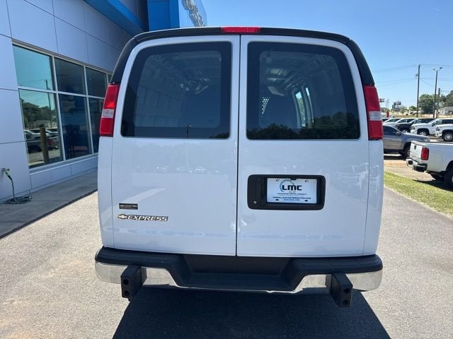 2024 Chevrolet Express Cargo 2500 WT