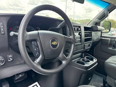 2025 Chevrolet Express Cargo WT