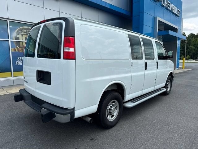 2025 Chevrolet Express Cargo WT