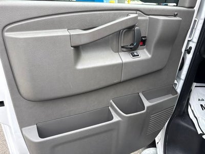 2025 Chevrolet Express Cargo WT