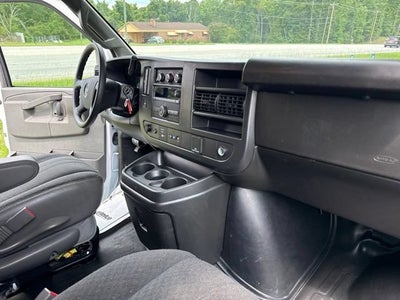 2025 Chevrolet Express Cargo WT