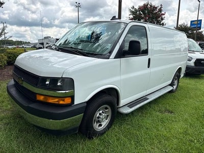 2025 Chevrolet Express Cargo WT