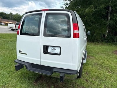 2025 Chevrolet Express Cargo WT
