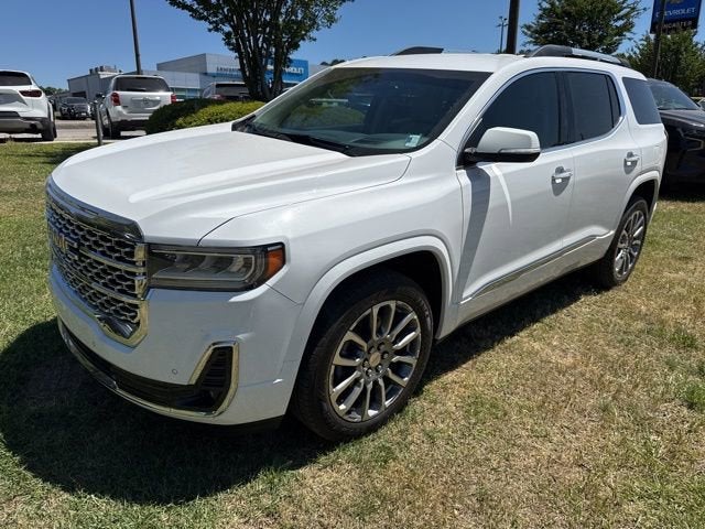 2023 GMC Acadia Denali