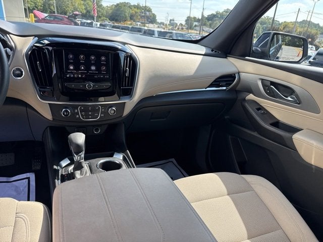 2023 Chevrolet Traverse LS