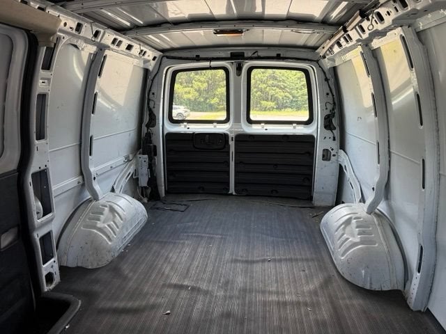 2008 GMC Savana Cargo 1500 Work Van