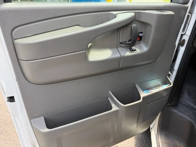 2008 GMC Savana Cargo 1500 Work Van