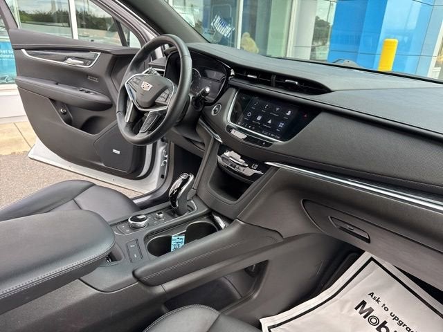2022 Cadillac XT5 Premium Luxury