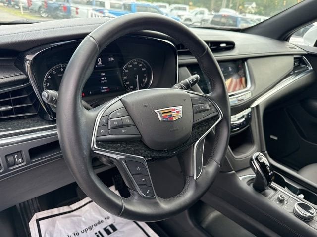 2022 Cadillac XT5 Premium Luxury
