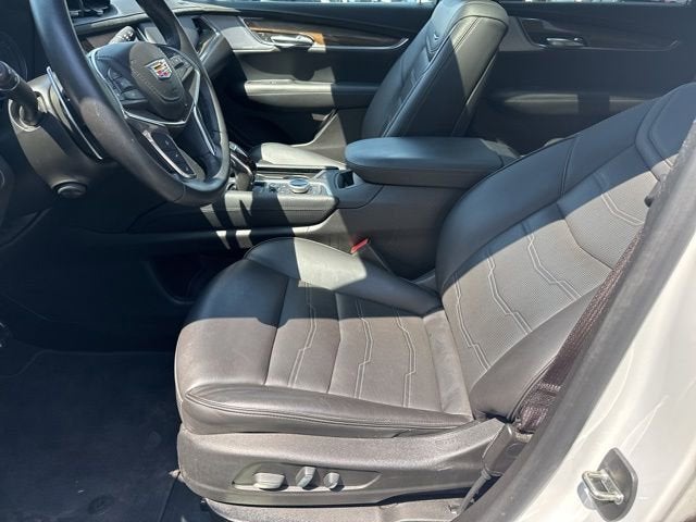 2021 Cadillac XT5 AWD Sport