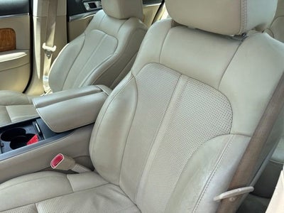 2011 Lincoln MKS Base