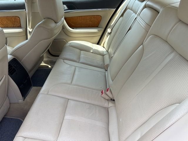 2011 Lincoln MKS Base