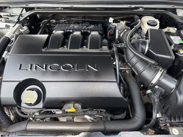 2011 Lincoln MKS Base