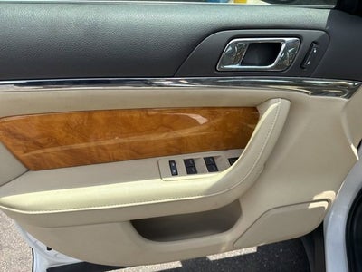 2011 Lincoln MKS Base