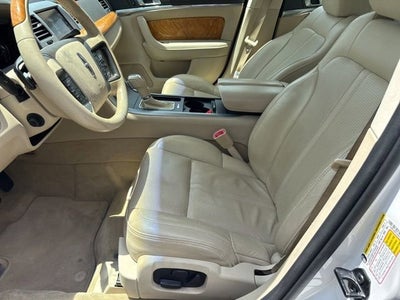 2011 Lincoln MKS Base