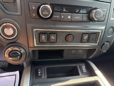 2022 Nissan TITAN Crew Cab SV 4x4