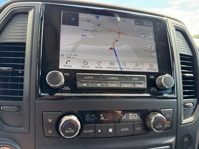 2022 Nissan TITAN Crew Cab SV 4x4